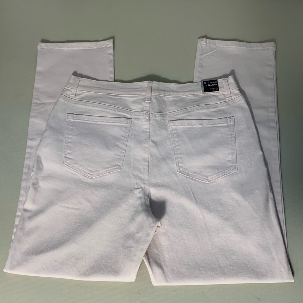 Gloria Vanderbilt Classic High Rise Tapered Leg - Picture 5 of 16